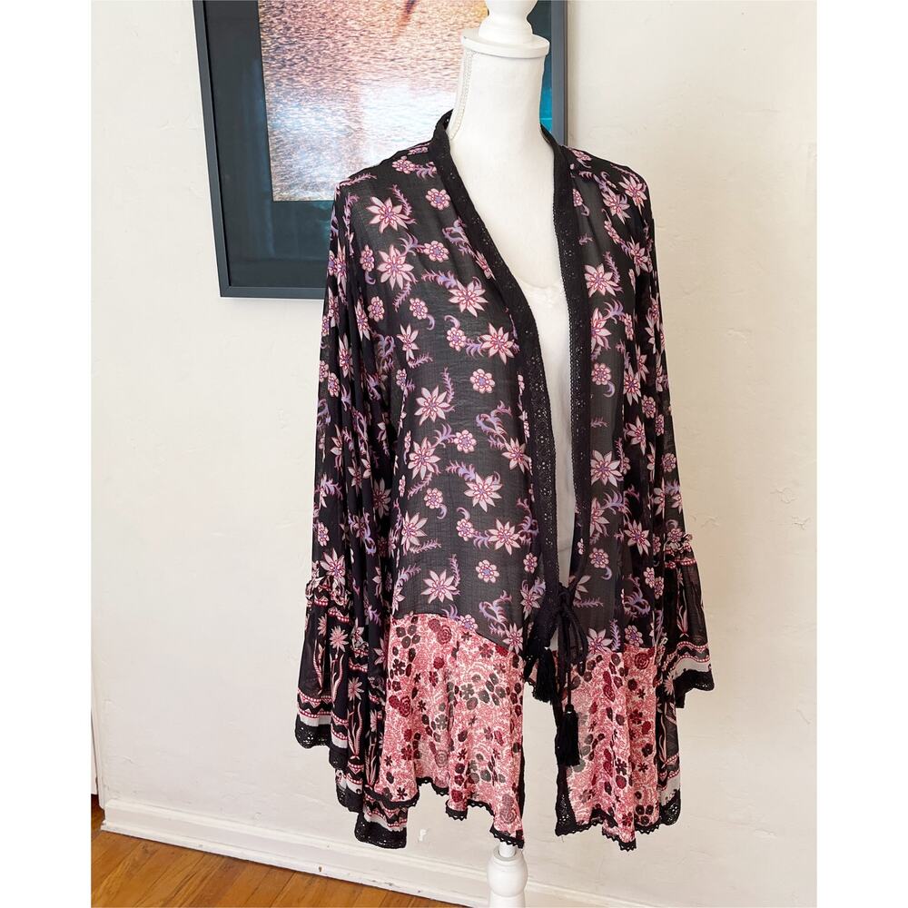 FREE PEOPLE Women Oversize Boho Lola Placed Dark Floral Relaxed Kimono Top - Picture 2 of 10